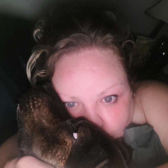 Meet your Posher, Gina - Picture 5 of 7